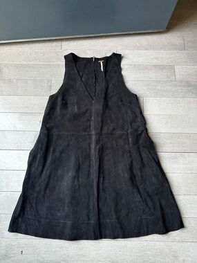 Women’s Black Suede Free People FP Retro V Neck Mini Sleeveless Pocket Dress XS